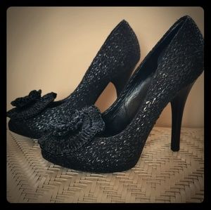 Black Dolce and Gabbana Raffia Black Pumps